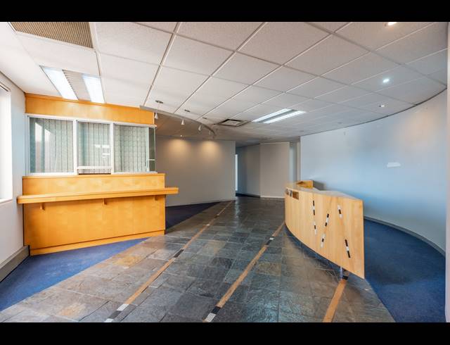 319M² OFFICE TO LET IN MUSGRAVE